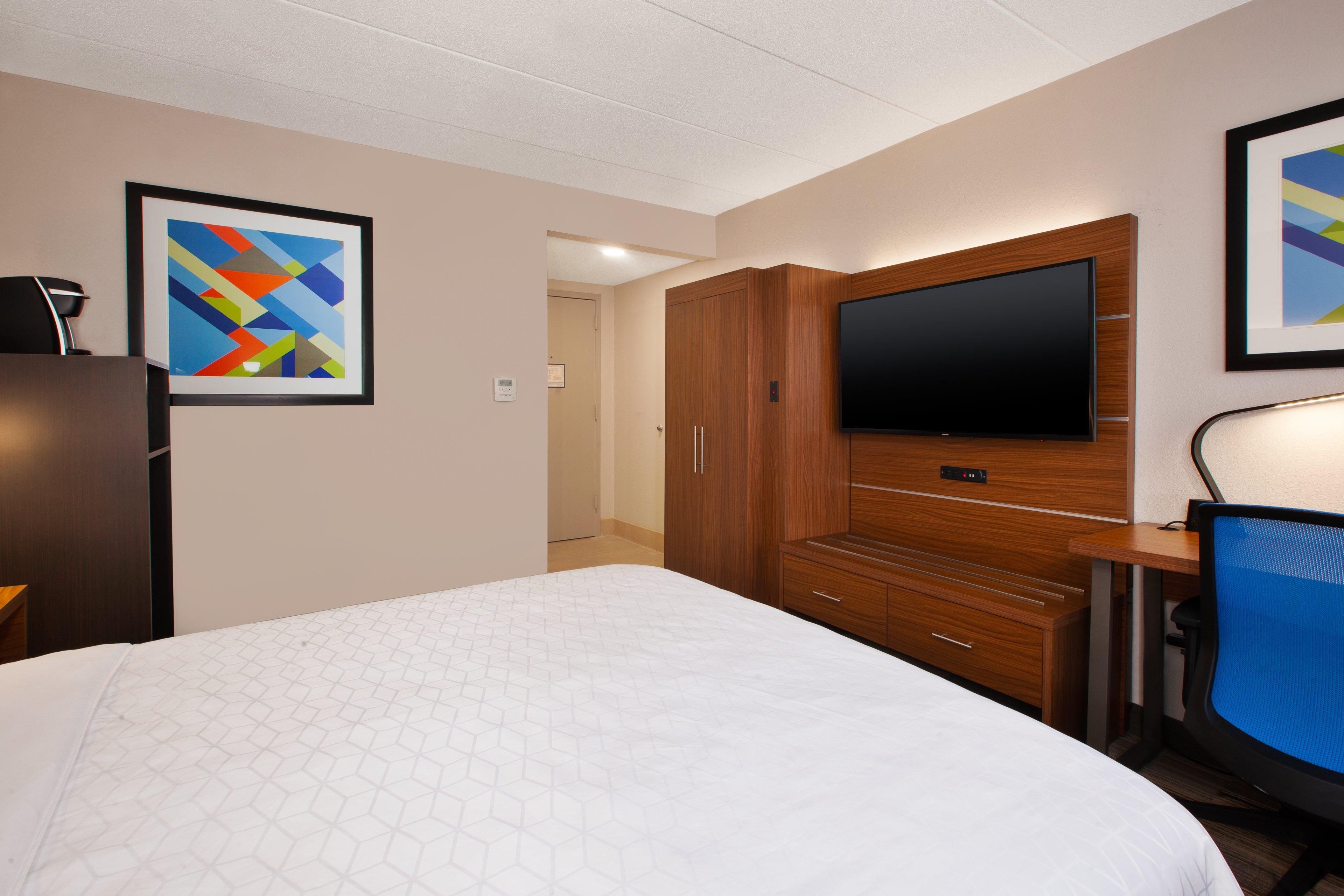 Holiday Inn Express Fairfax-Arlington Boulevard By Ihg Exterior photo